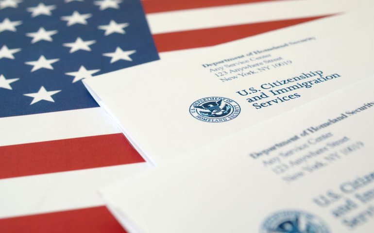 EUA: empresas auxiliam brasileiros na busca pelo visto