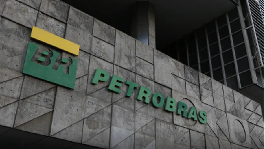 Petrobras aprova plano de demissão voluntária para até 1,1 mil pessoas