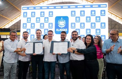 Paulo Dantas entrega pacote de investimento de R$ 6 milhões em Maribondo