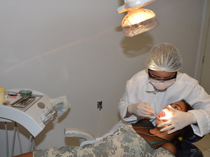 Prazo para municípios preencherem formulário para receber equipamentos digitais de próteses dentárias termina na segunda (23)