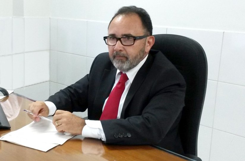 TRT/AL afasta responsabilidade solidária da Ufal em processo em que figurou como litisconsorte