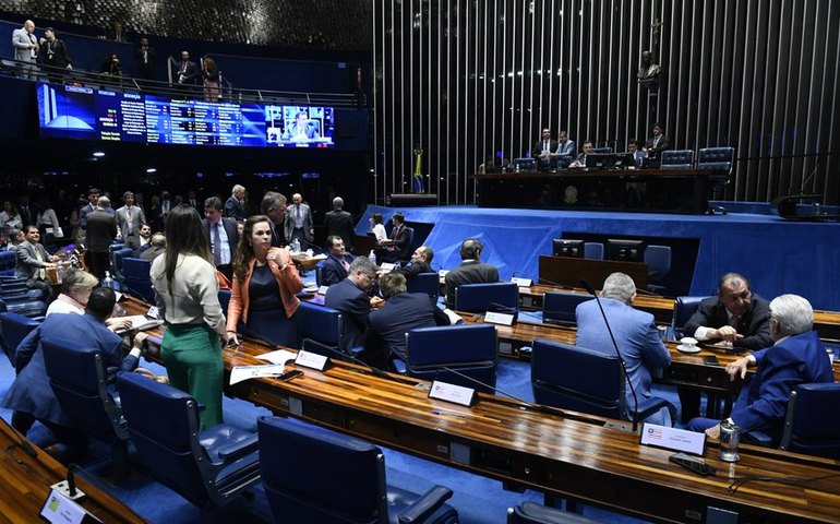 Maria Luiza Viotti será a primeira mulher a chefiar embaixada nos EUA