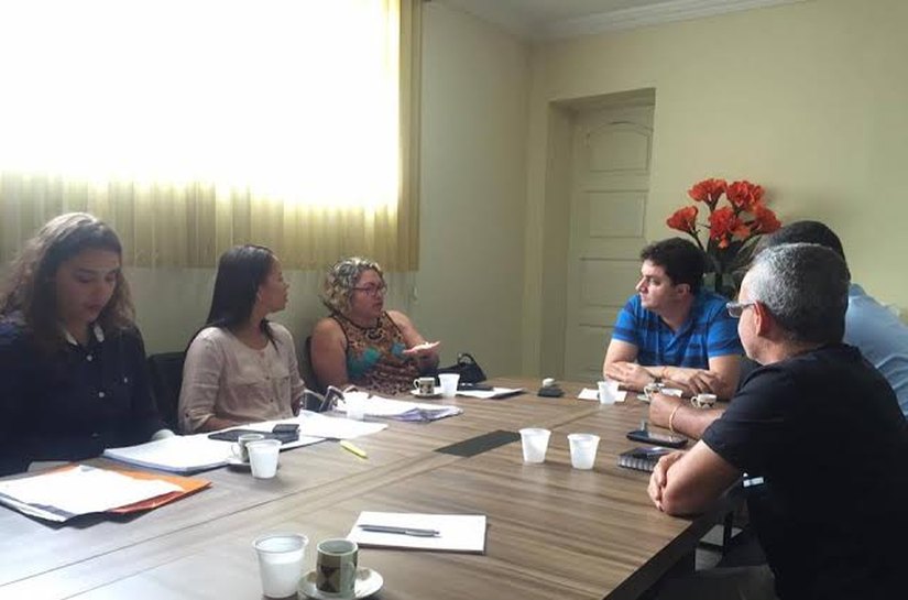 Prefeito de Maragogi se reúne com equipe da saúde para definir inauguração da UPA