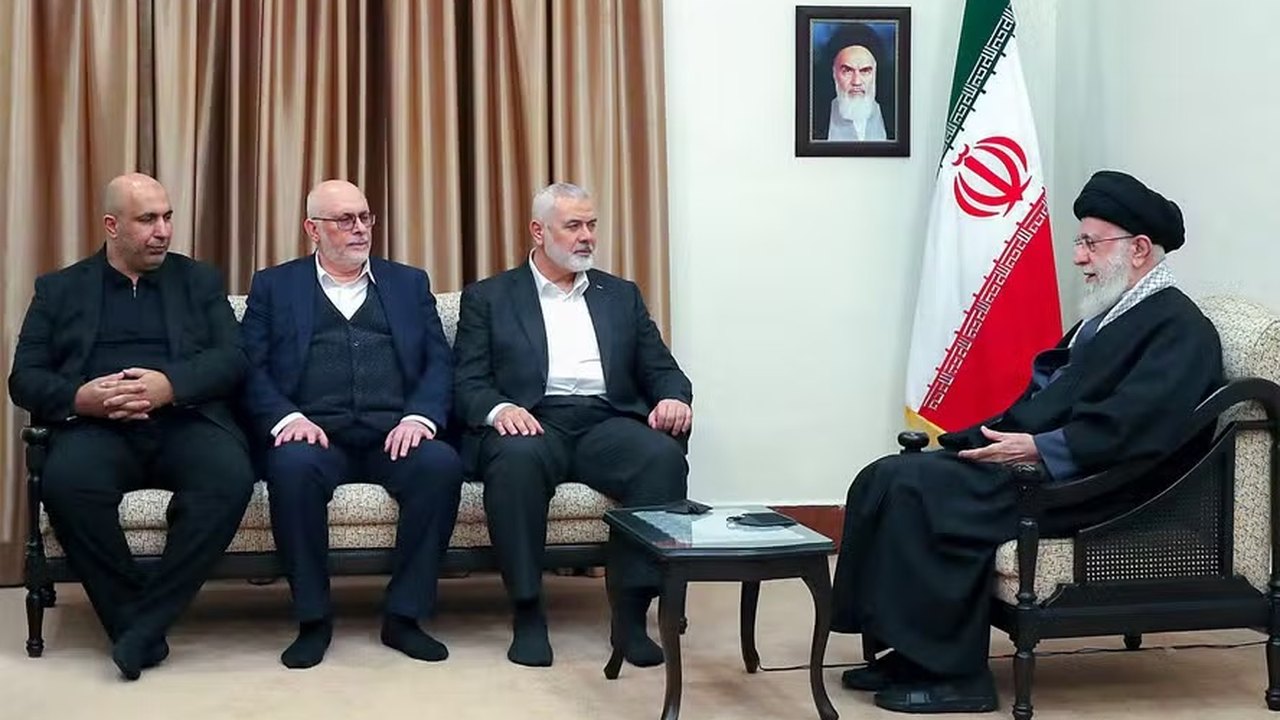 Líder supremo do Irã promete resposta a ataque que matou chefe do Hamas: 'Dever de buscar vingança'