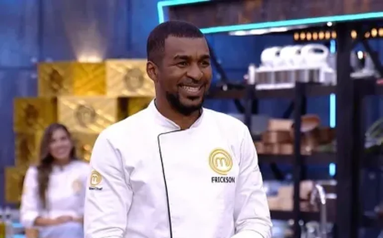 Ex-Flamengo e Vasco, zagueiro Erazo conquista o Masterchef Celebridades no Equador