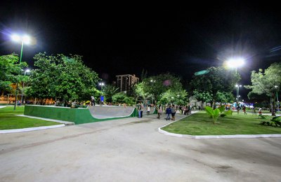 Praça da Faculdade é reinaugurada: confira como ficou