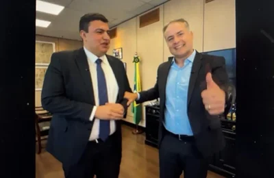 Prefeito se alia com Renan Filho e recebe promessa de grana federal para construção de estádio de futebol