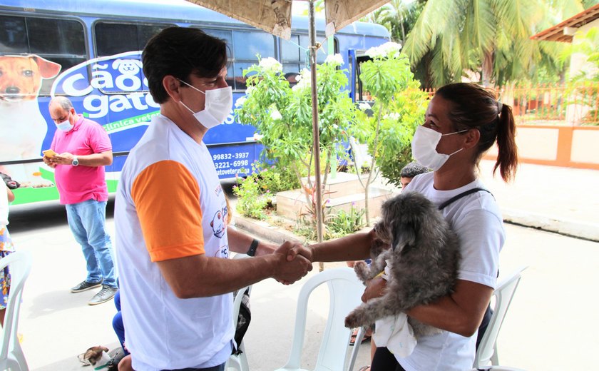 Prefeitura de Coruripe inicia projeto de castração de animais pelo Pontal