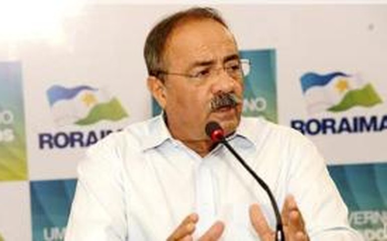 Justiça Eleitoral cassa mandato do governador de Roraima