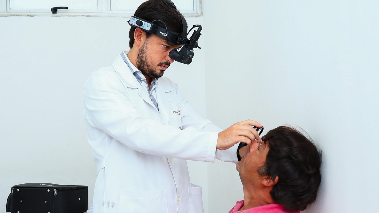 Mutirão para diagnóstico de retinopatia diabética é realizado no Hospital Metropolitano