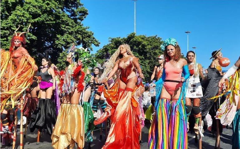 No Rio, além da festa, bloco vai à rua em nome da diversidade e do respeito