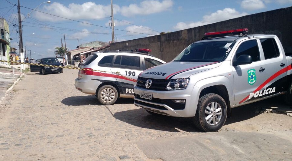 polícia esteve no local