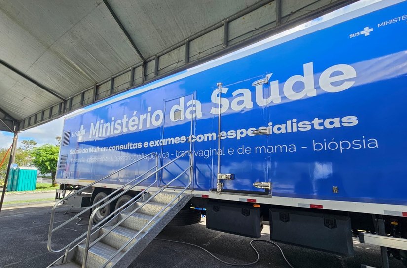 Carreta da Saúde da Mulher amplia acesso a exames especializados em Maceió