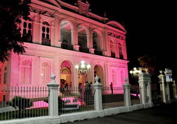 Governo lança “Outubro Rosa” e garante exames a pacientes com câncer de mama