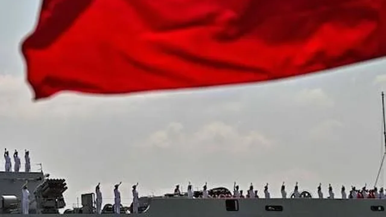 Chanceler da China se reúne com embaixador americano em Pequim e pede 'remoção de entraves'