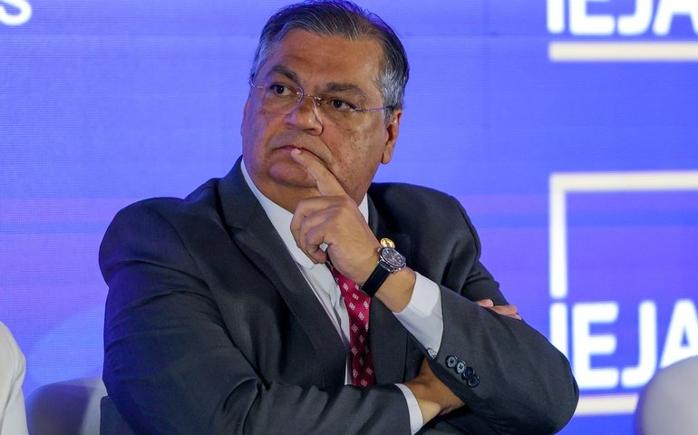 Dino nega pedido para rever parte de decisão que liberou emendas