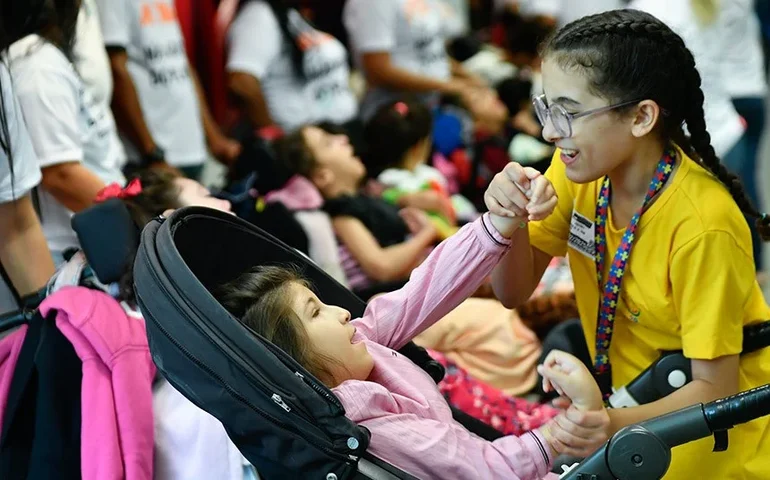 Projeto que amplia pensão para crianças com síndrome do Zika Vírus avança no Senado