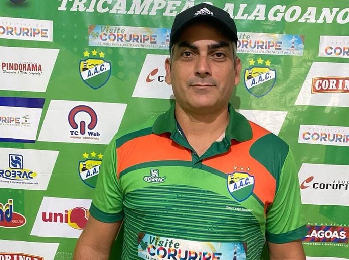 Com menos de um mês de clube, Luis Carlos Cruz não treina mais o Coruripe