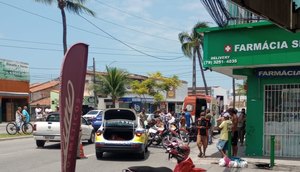 Colisão traseira entre carro e moto é registrada no bairro São Conrado / Foto: Foto: Redes Sociais/ Reprodução