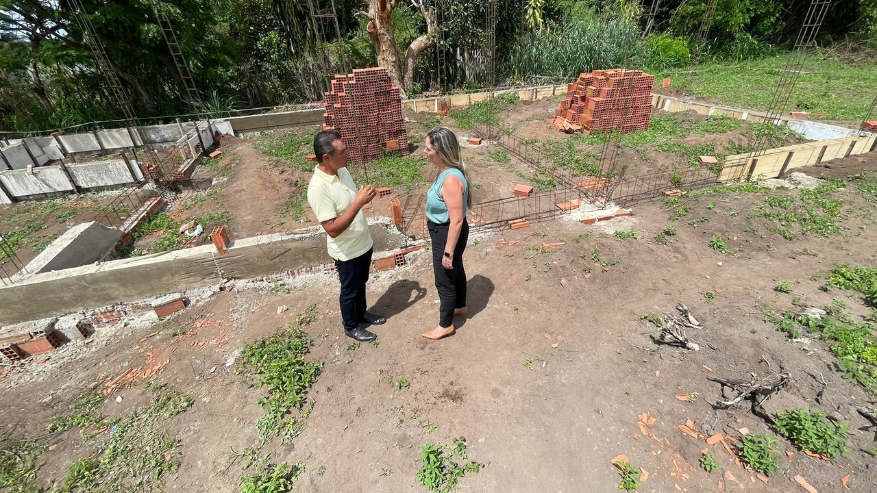Prefeitura de Anadia inicia construção da nova sede de escola