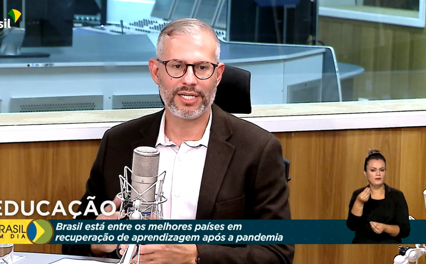 Ministro da Educação fala sobre recuperação da aprendizagem