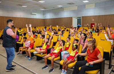 Detran/AL alcança 180 mil estudantes com programa de educação para o trânsito pioneiro no Brasil