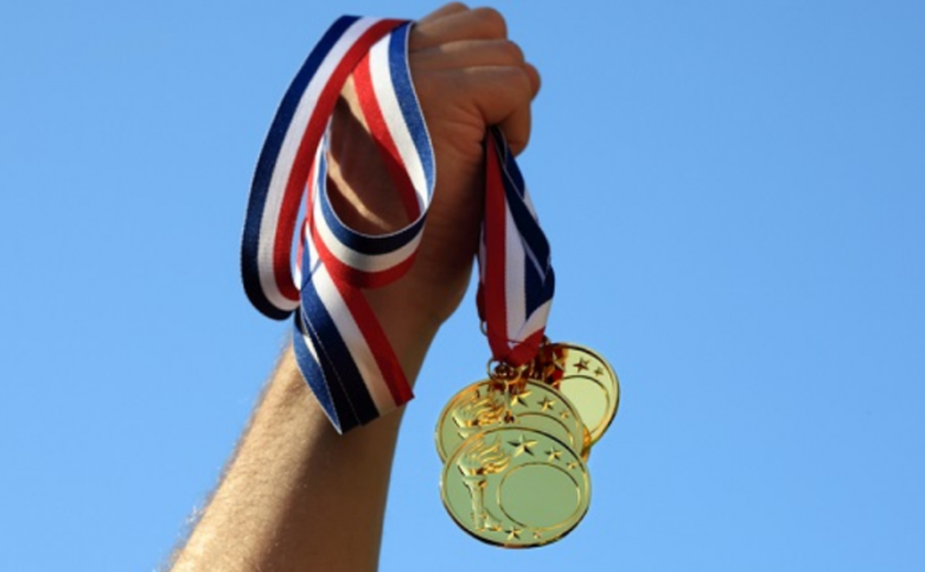 Cerca de 600 alunos ganham medalhas de ouro em Olimpíada de Matemática