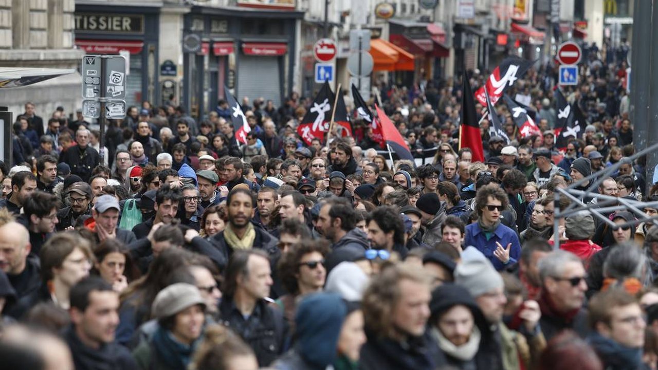 Trabalhadores vão às ruas na Ásia e na Europa no 1º de maio em grandes protestos