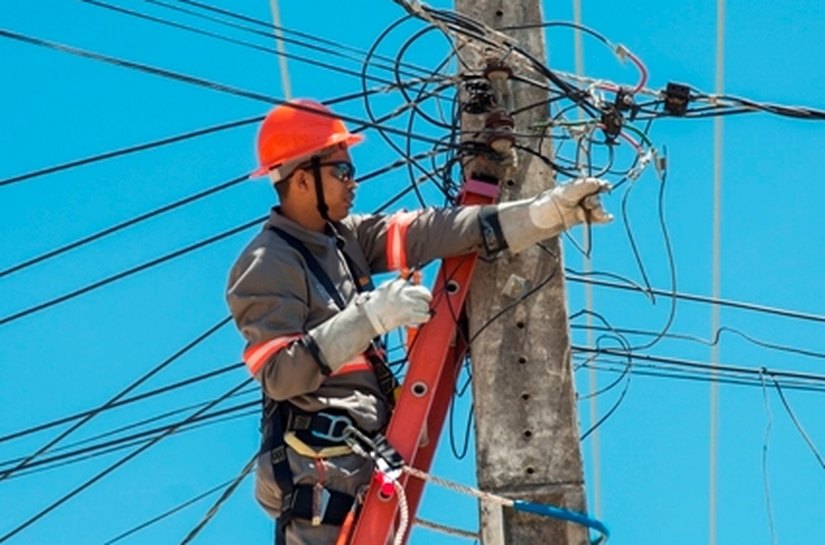 Eletrobras isenta de multas e juros de débitos para pagamento à vista