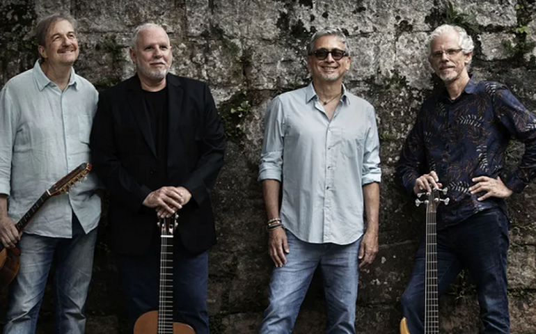 Boca Livre apresenta o show “Rasgamundo” em SP dias 13 e 14