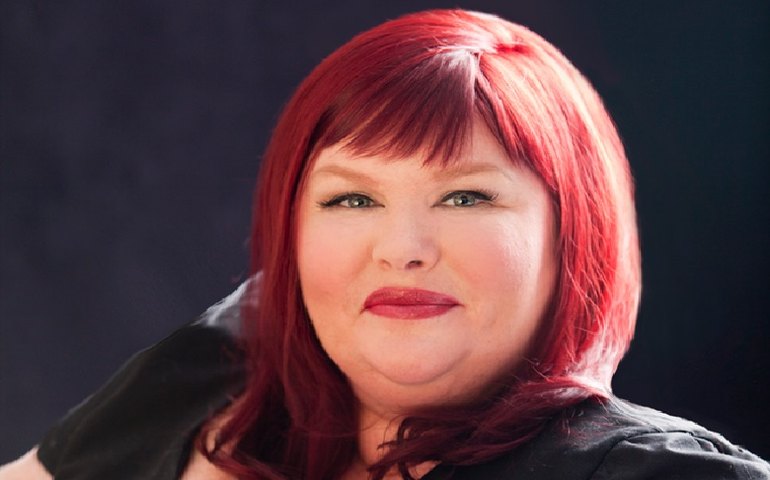 Cassandra Clare: quem é a primeira autora confirmada da Bienal do Rio