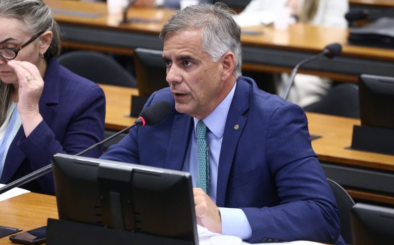 Comissão aprova curso de formação como aquaviário para pescadores artesanais a partir dos 18 anos