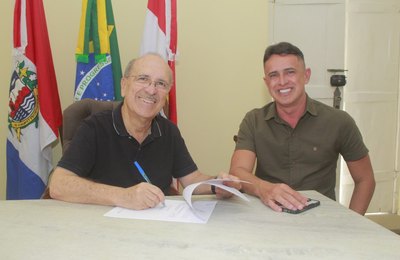Prefeito Ronaldo Lopes convoca servidores aprovados no concurso público