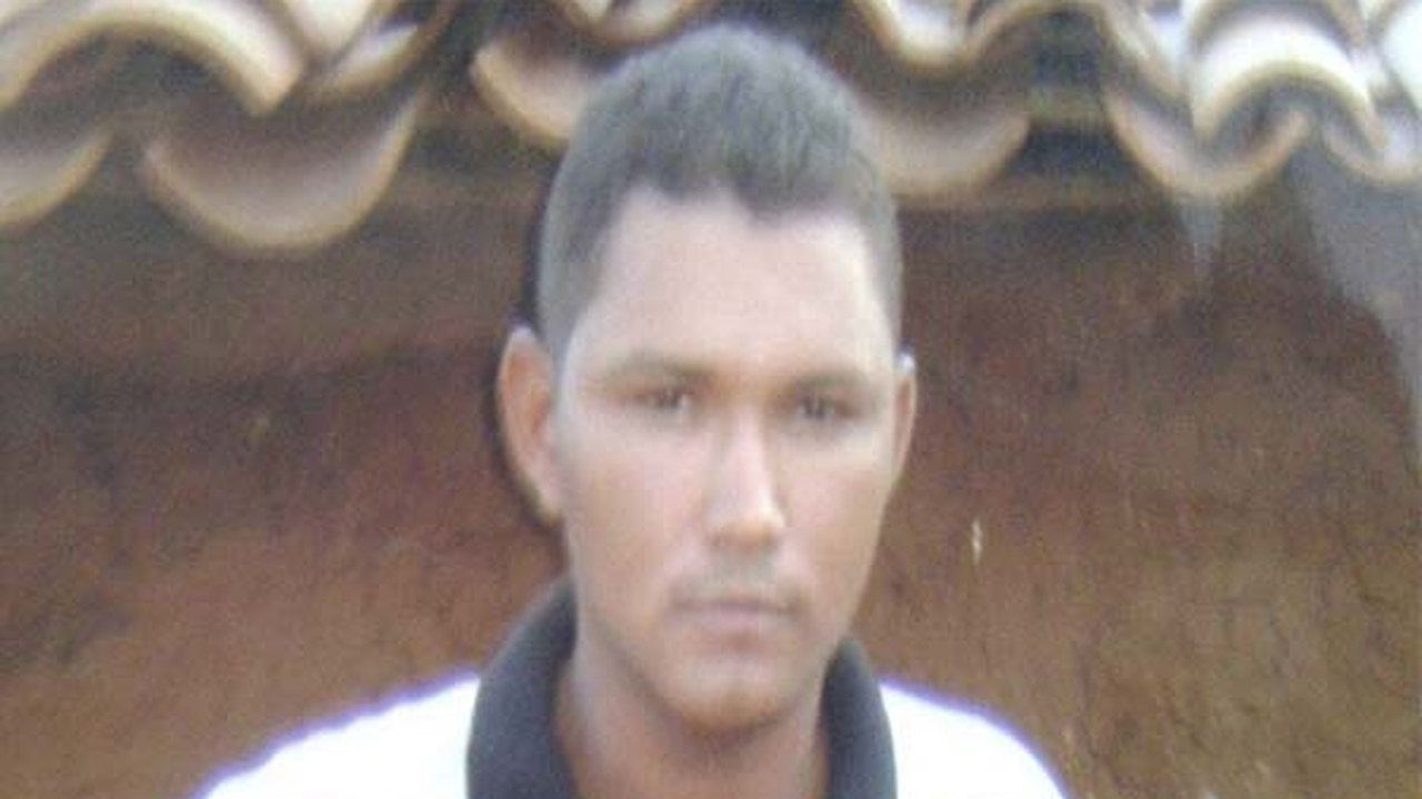 Polícia procura acusado de homicídio e violência sexual