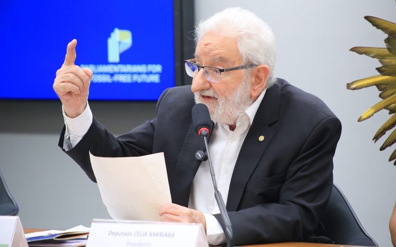 Comissão aprova proposta que organiza educação indígena em territórios etnoeducacionais