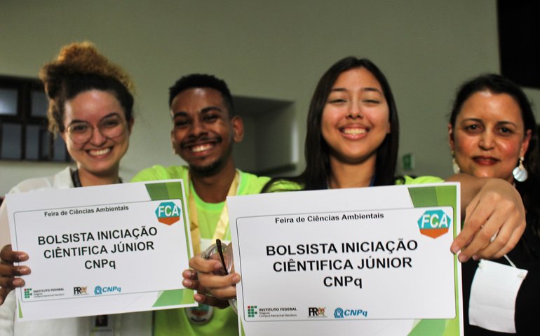 Estudantes premiados na Feira de Ciências de Marechal Deodoro recebem bolsas de iniciação científica do CNPq