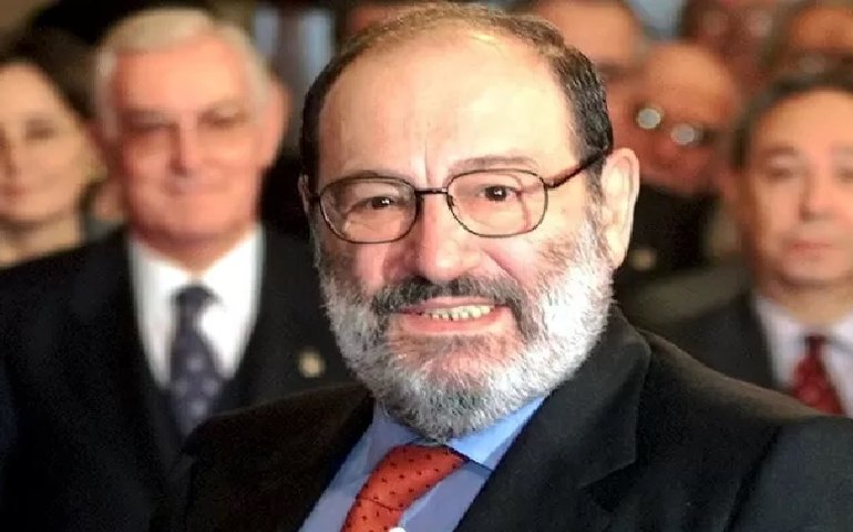 ‘O Nome da Rosa’ ganha edição com desenhos de Umberto Eco