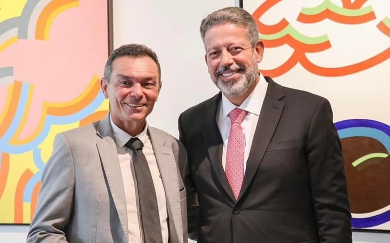 Prefeito de Anadia participa de mobilização em Brasília