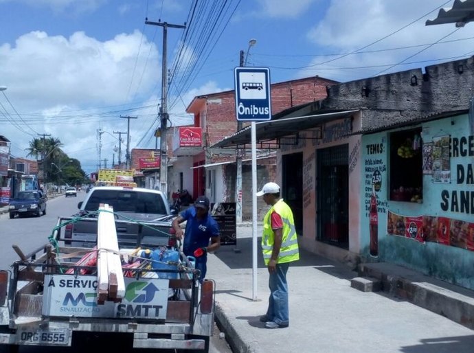 Nova sinalização beneficia usuários do transporte público em Maceió