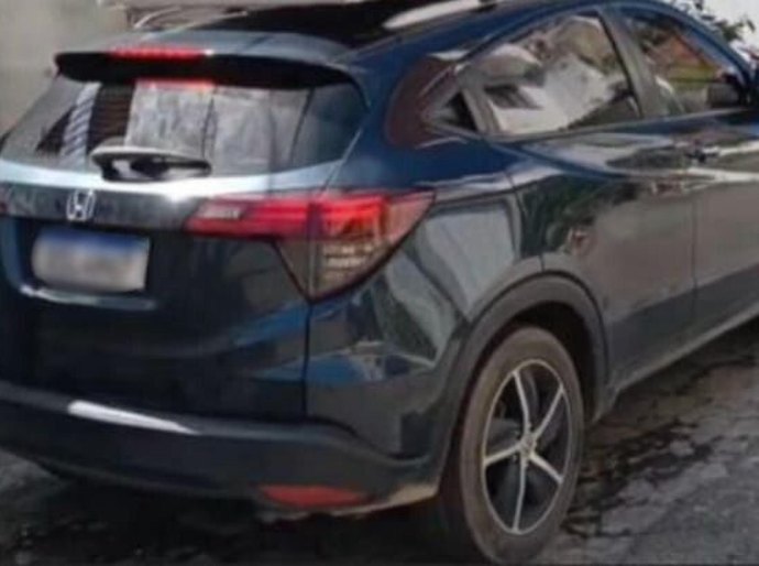 Polícia Civil recupera em Arapiraca carro roubado de artista plástica baiana