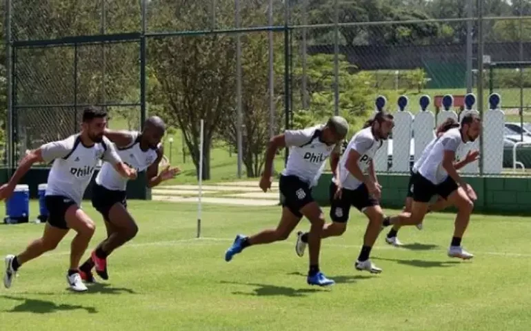 Voo da Ponte Preta é cancelado e CBF adia duelo com a Chapecoense pela Série B