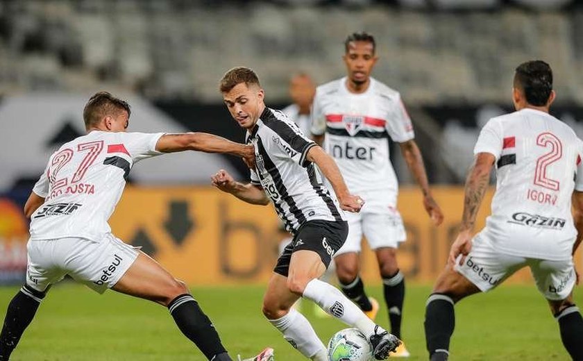 São Paulo aciona STJD para tentar anular jogo contra o Atlético-MG