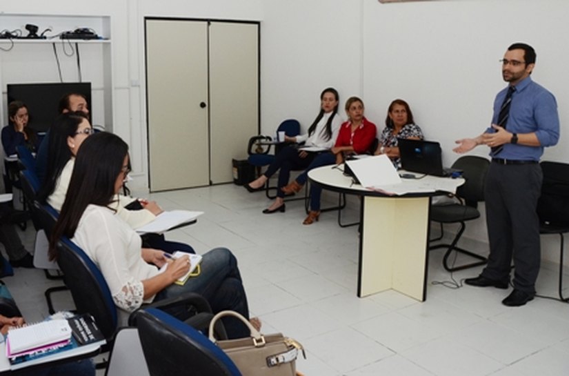 Gestores municipais são orientados sobre Política da Saúde do Idoso