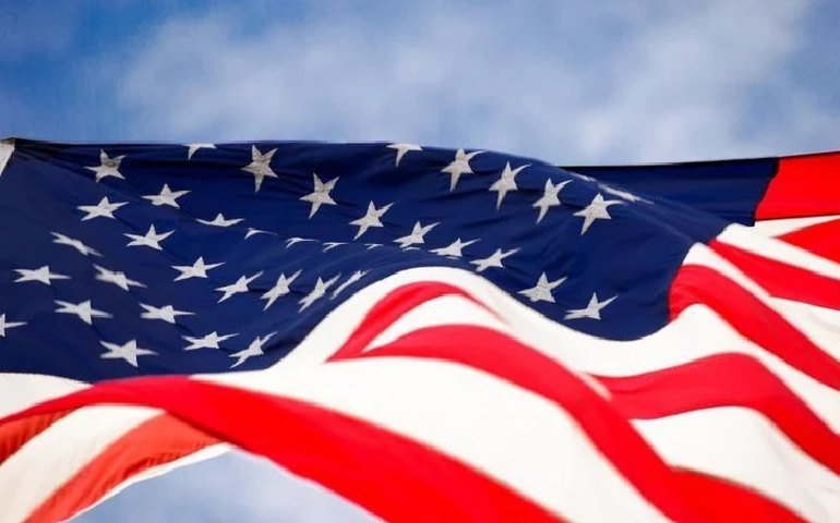 Abertura de postos de trabalho nos EUA cai a 10,698 milhões em junho