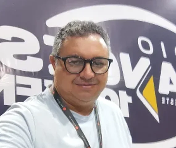 Sindicato dos radialistas denuncia assédio judicial após Júlio Cezar ingressar com 4 ações contra comunicador Cláudio André