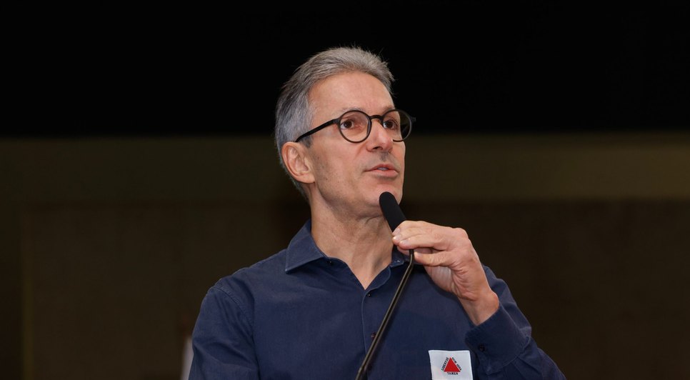 Governador de Minas Gerais mantém pré-candidatura