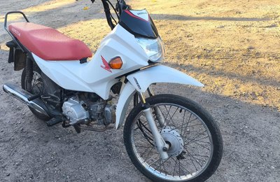 Polícia Militar prende quatro indivíduos e recupera motocicleta em Arapiraca