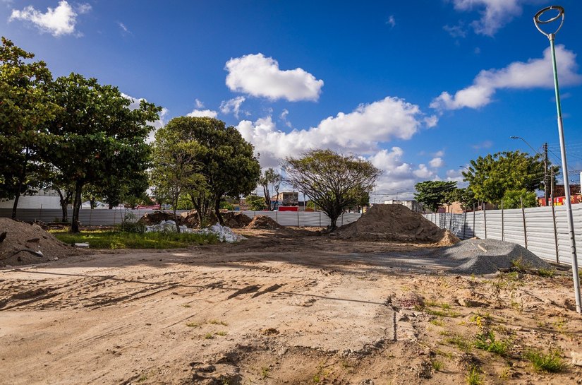 Praça da Faculdade, palco de memórias de Maceió, passa por revitalização