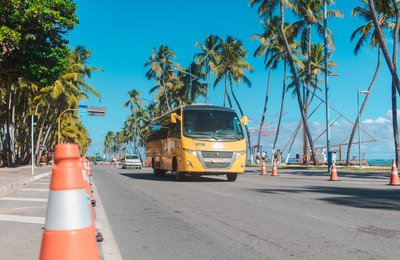 Regulamentação dos transportes turísticos garante segurança aos usuários em Maceió