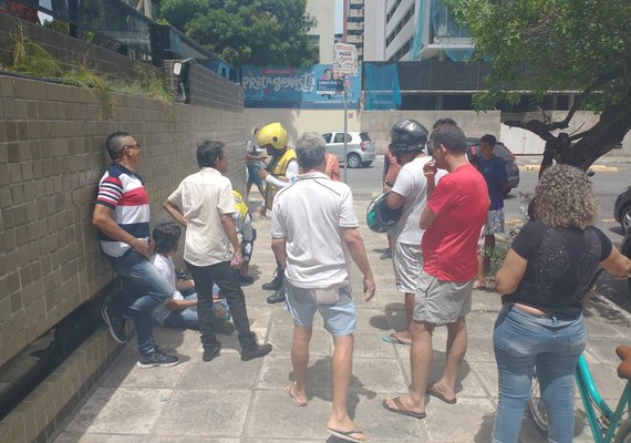 Ronda no Bairro prende jovem por furto na Ponta Verde